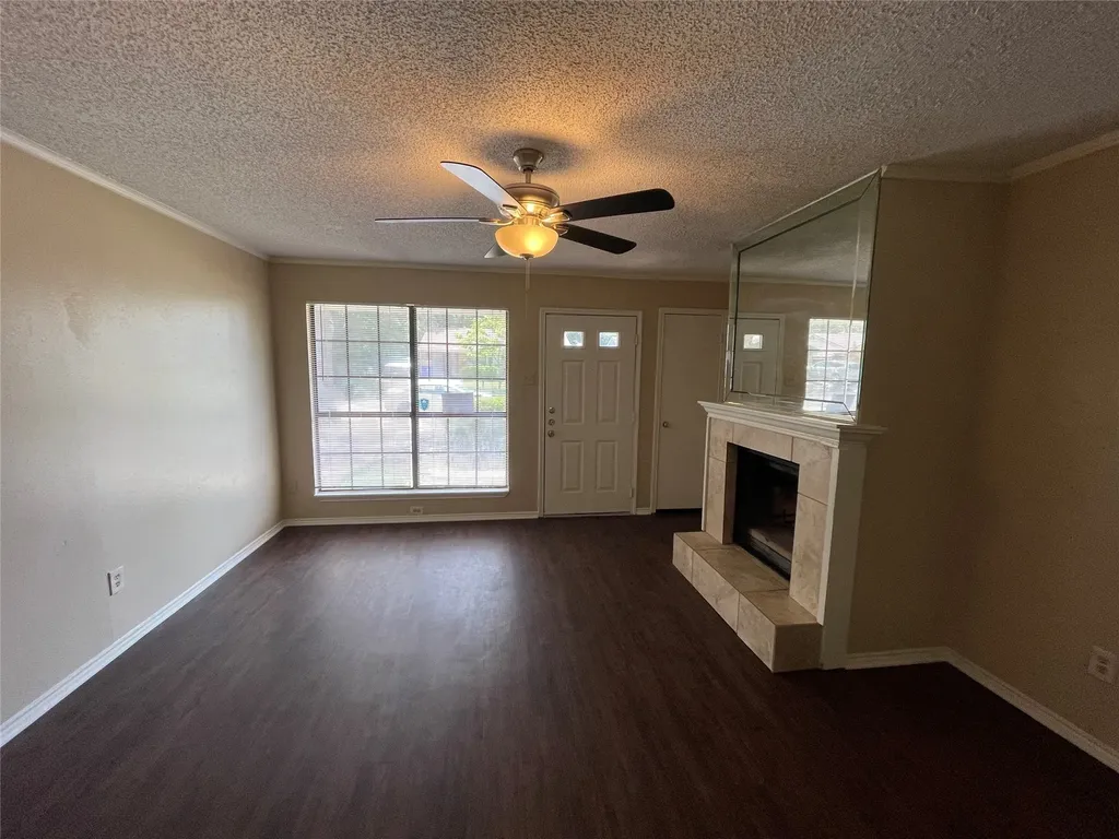4705 Kristie Drive Balch Springs TX 75180