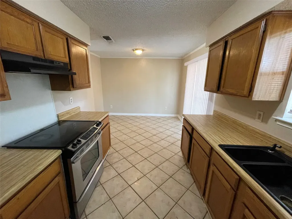 4705 Kristie Drive Balch Springs TX 75180