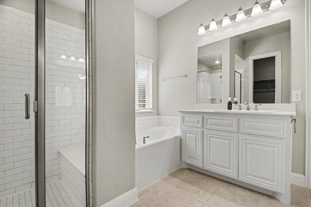 3323 Royal Ridge Drive Rockwall TX 75087