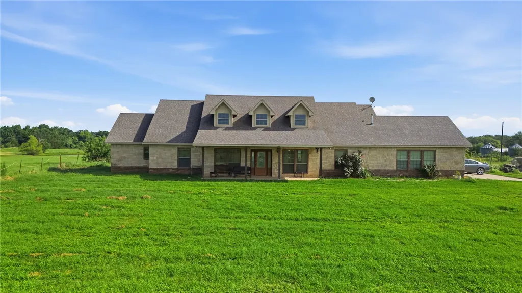 783 County Road 121 Gainesville TX 76240