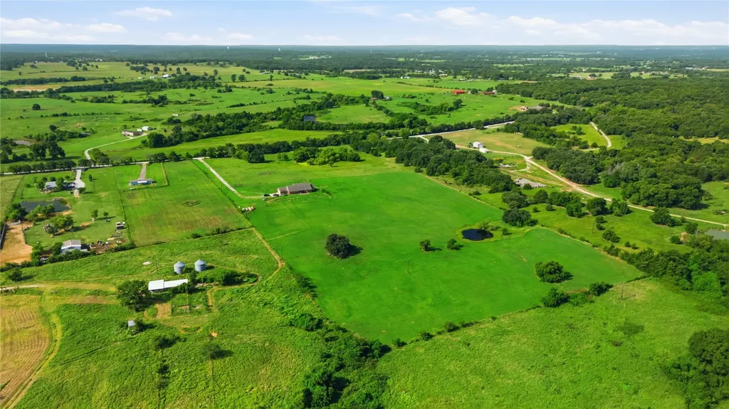 783 County Road 121 Gainesville TX 76240