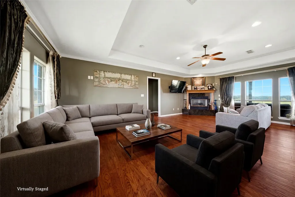 783 County Road 121 Gainesville TX 76240