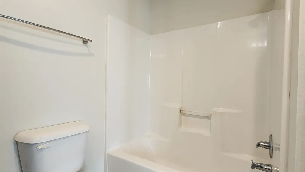 931 Robineta Gunter TX 75058