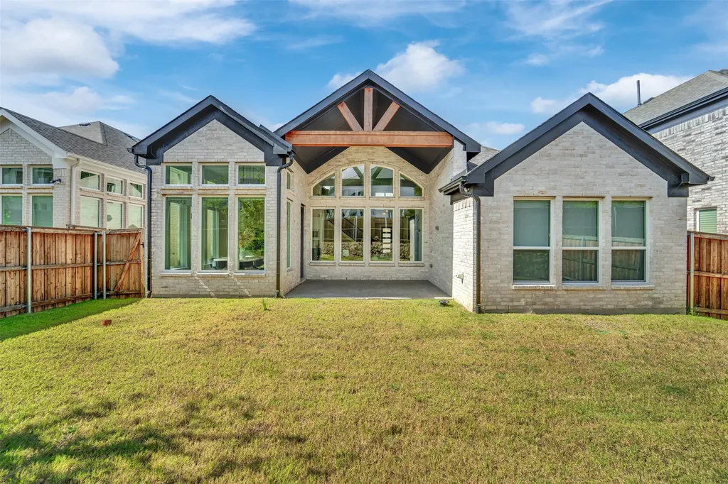 3520 Helios Lane Corinth TX 76208