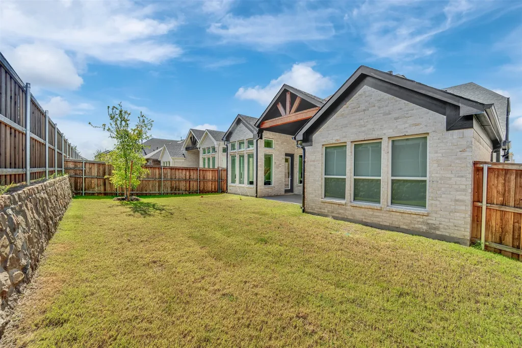 3520 Helios Lane Corinth TX 76208