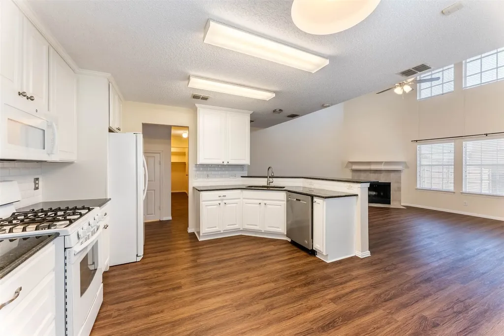 3929 Acorn Lane Mckinney TX 75070