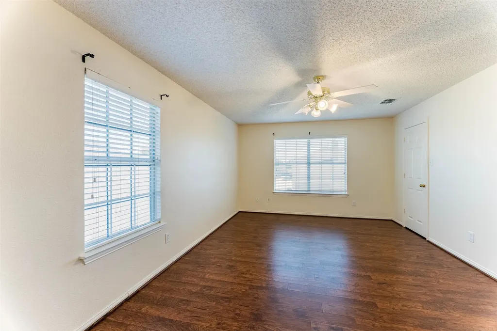 3929 Acorn Lane Mckinney TX 75070