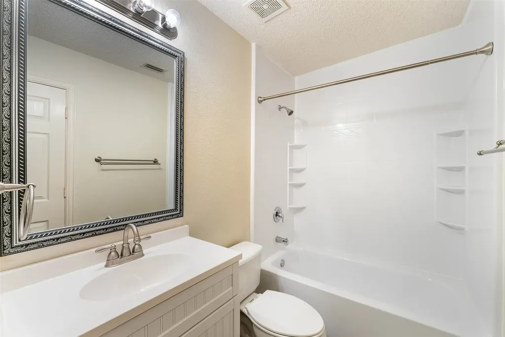 3929 Acorn Lane Mckinney TX 75070