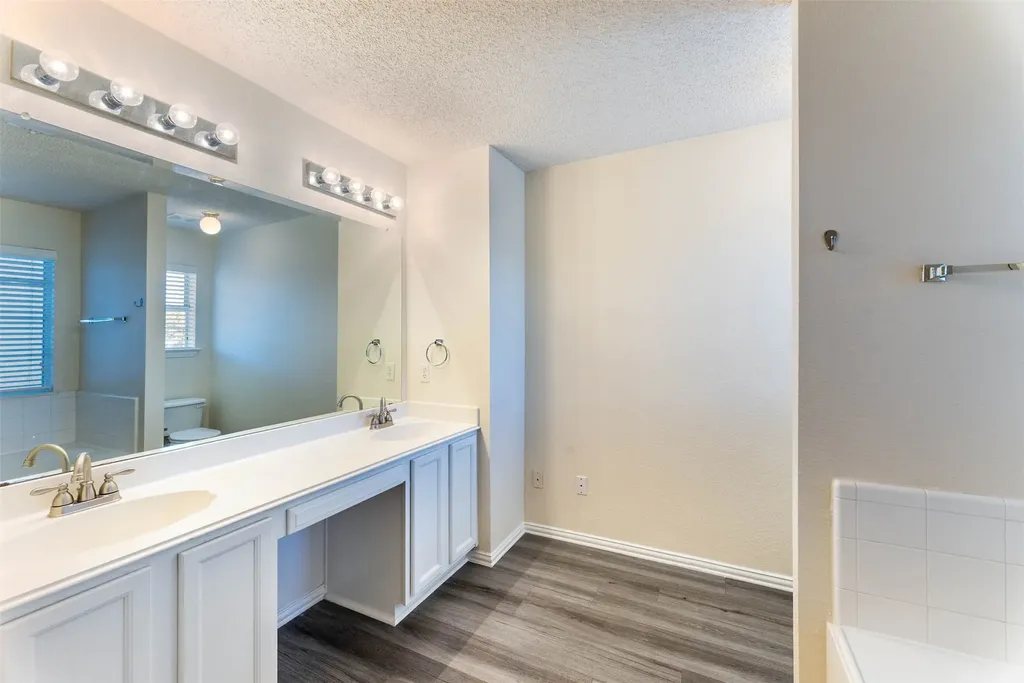 3929 Acorn Lane Mckinney TX 75070