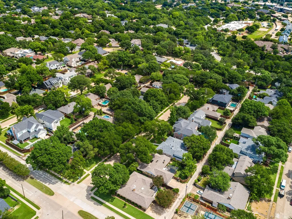 331 Robin Way Richardson TX 75080