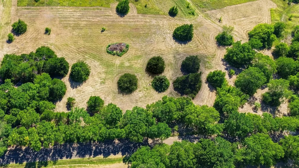 TBD2 Stafford Italy TX 76621