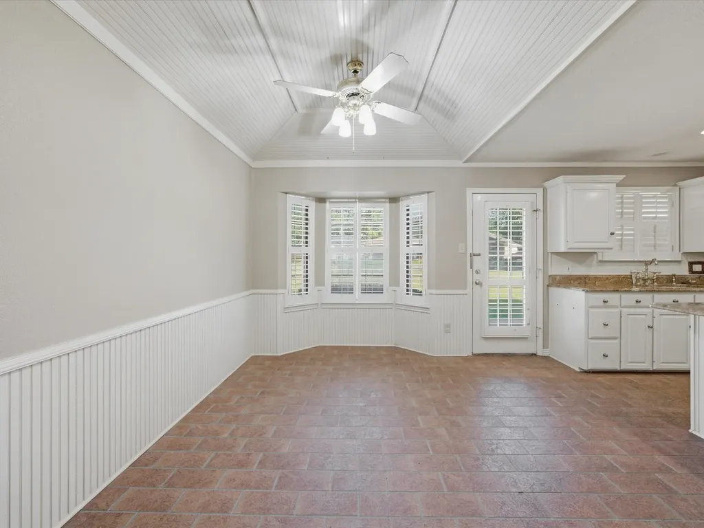 1506 Williamsburg Court Ennis TX 75119