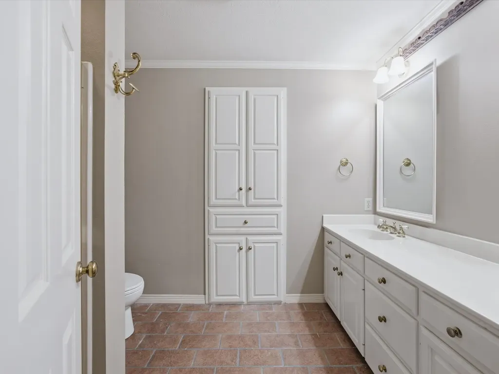 1506 Williamsburg Court Ennis TX 75119