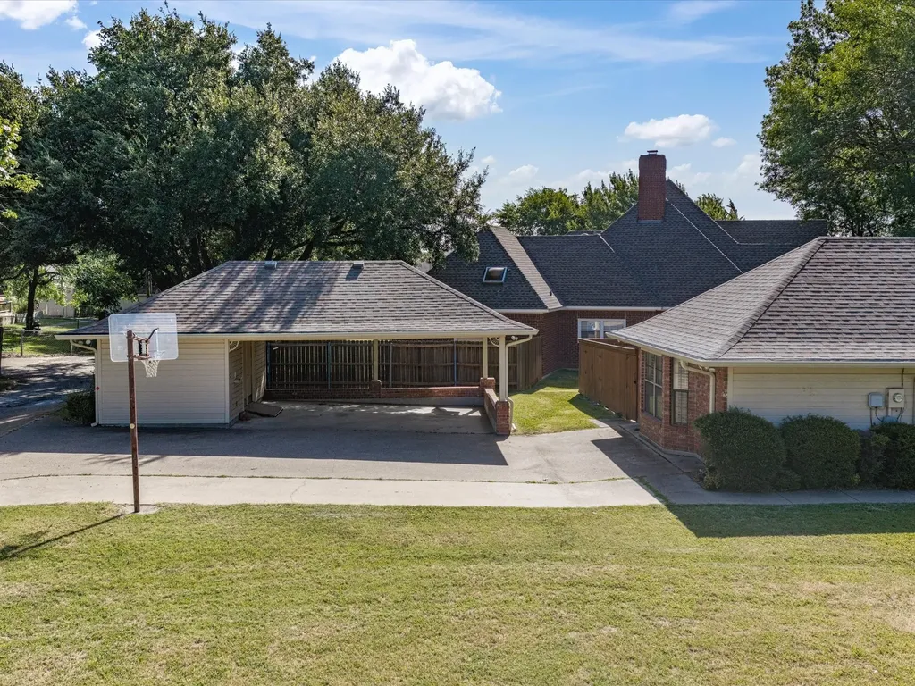 1506 Williamsburg Court Ennis TX 75119