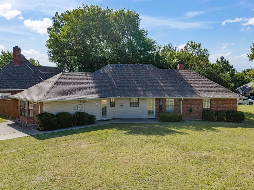 1506 Williamsburg Court Ennis TX 75119