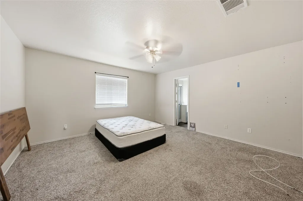 214 Woodley Road Leander TX 78641
