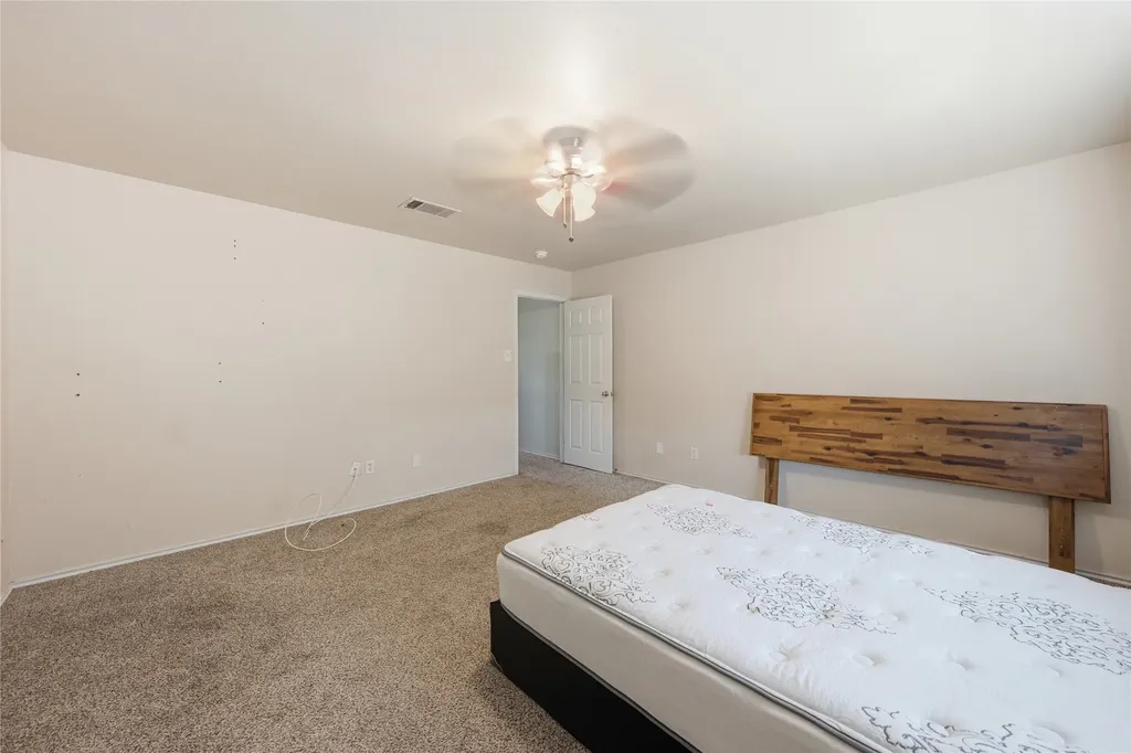 214 Woodley Road Leander TX 78641