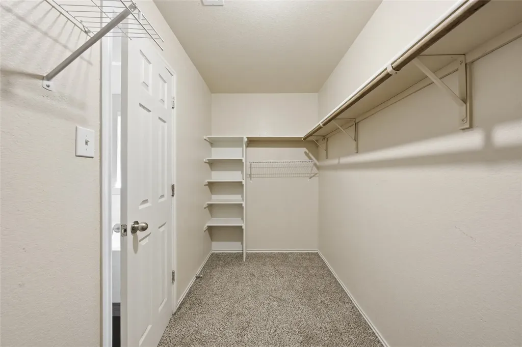 214 Woodley Road Leander TX 78641