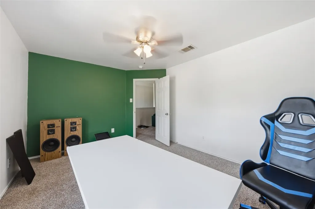 214 Woodley Road Leander TX 78641