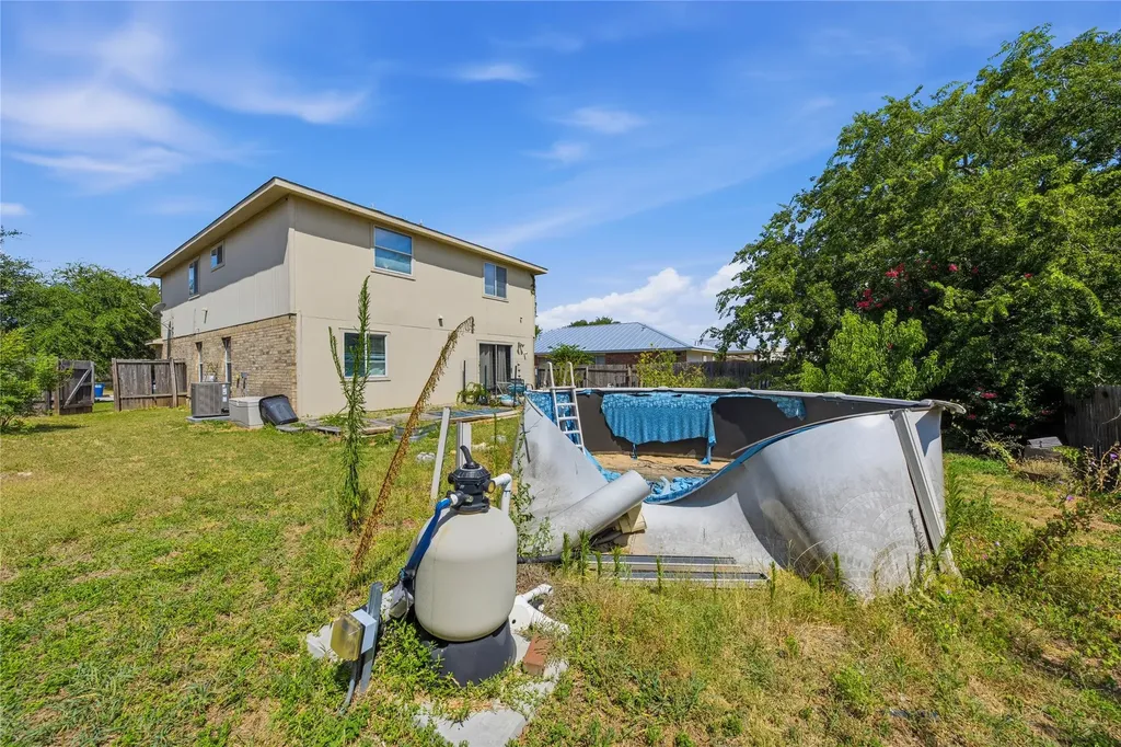 214 Woodley Road Leander TX 78641