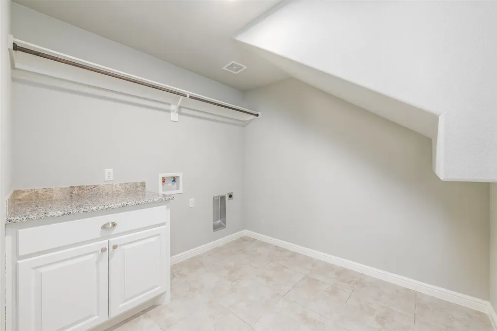 722 Rolling Terrace Circle Granbury TX 76049