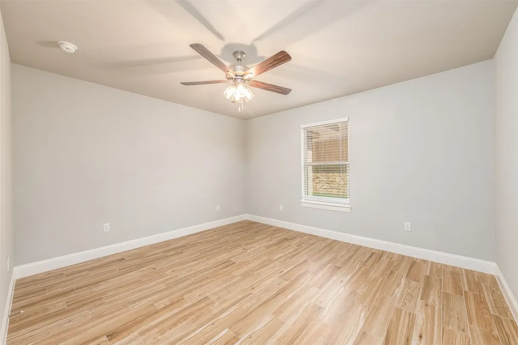 722 Rolling Terrace Circle Granbury TX 76049