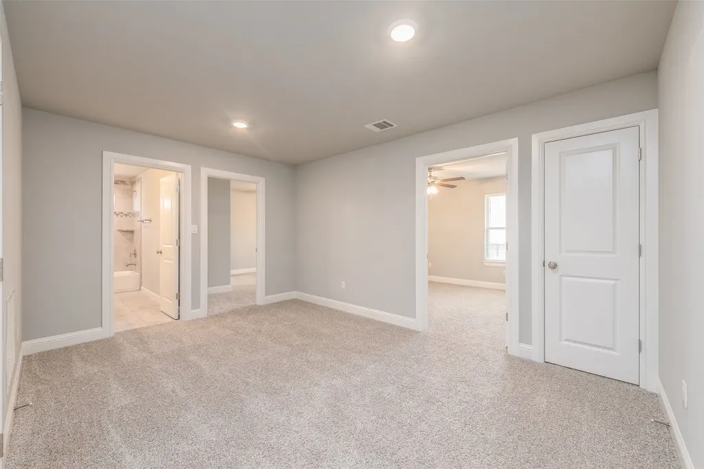 722 Rolling Terrace Circle Granbury TX 76049