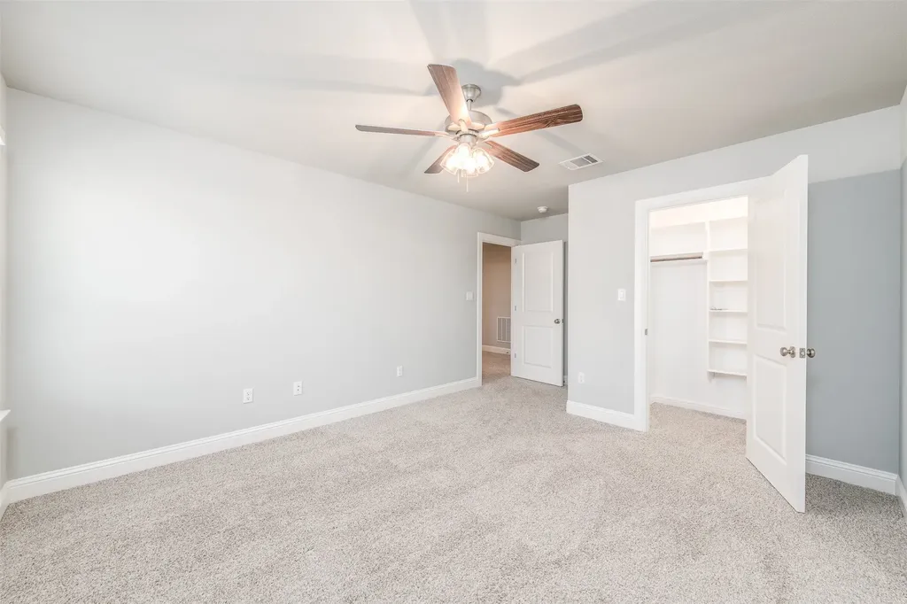 722 Rolling Terrace Circle Granbury TX 76049