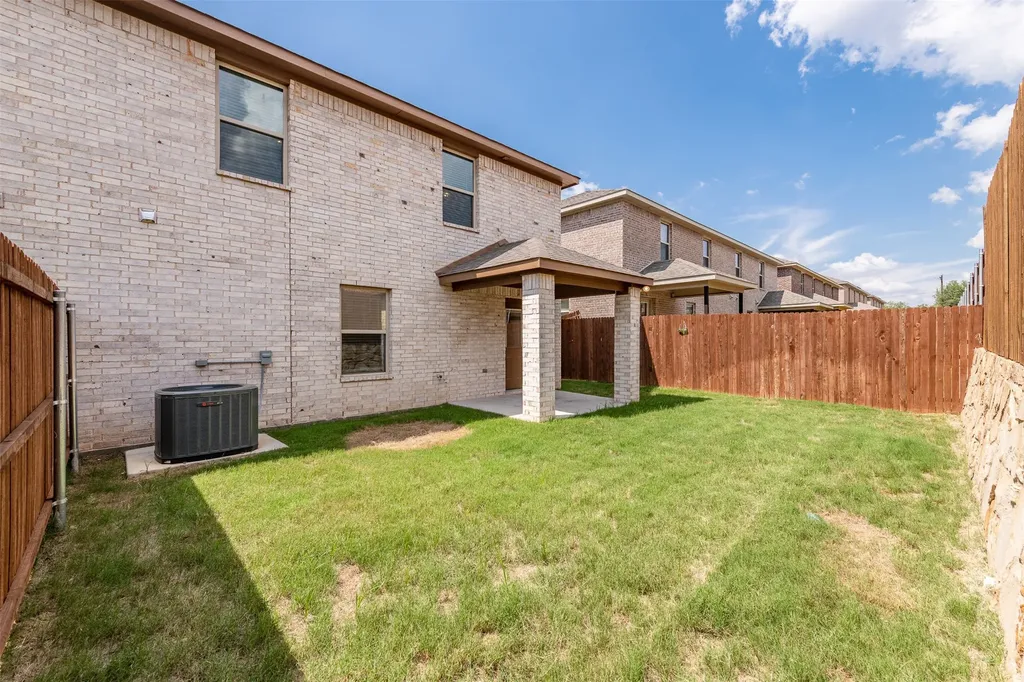 722 Rolling Terrace Circle Granbury TX 76049