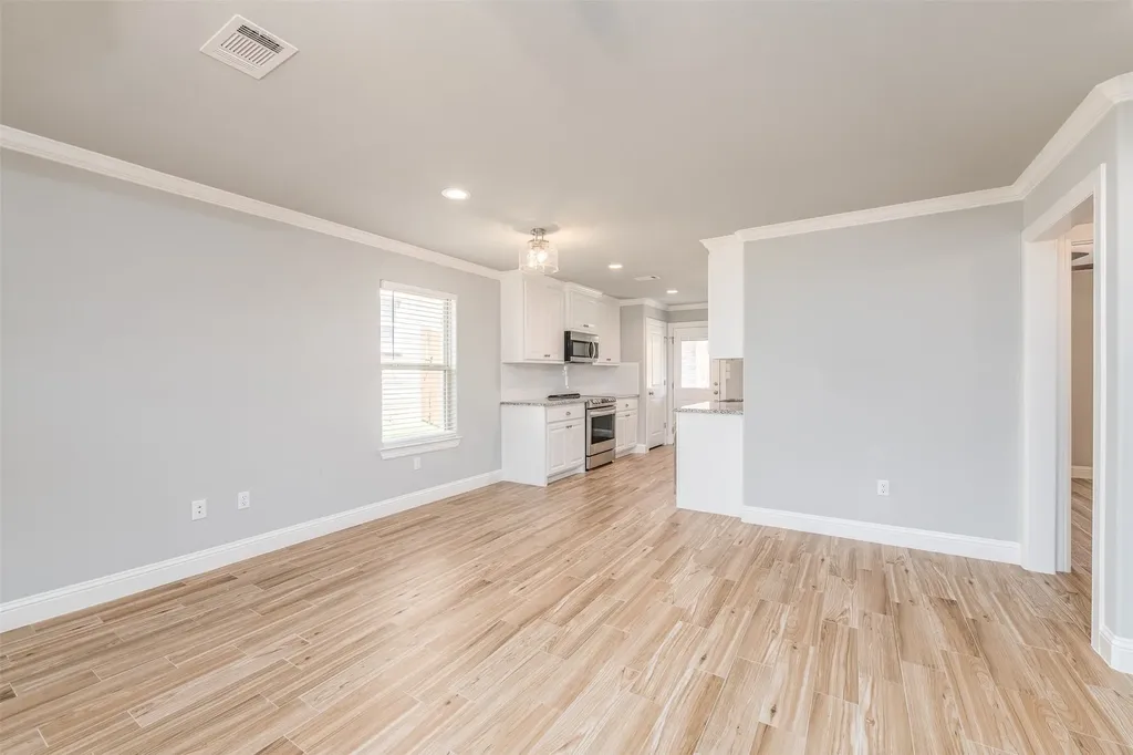 722 Rolling Terrace Circle Granbury TX 76049