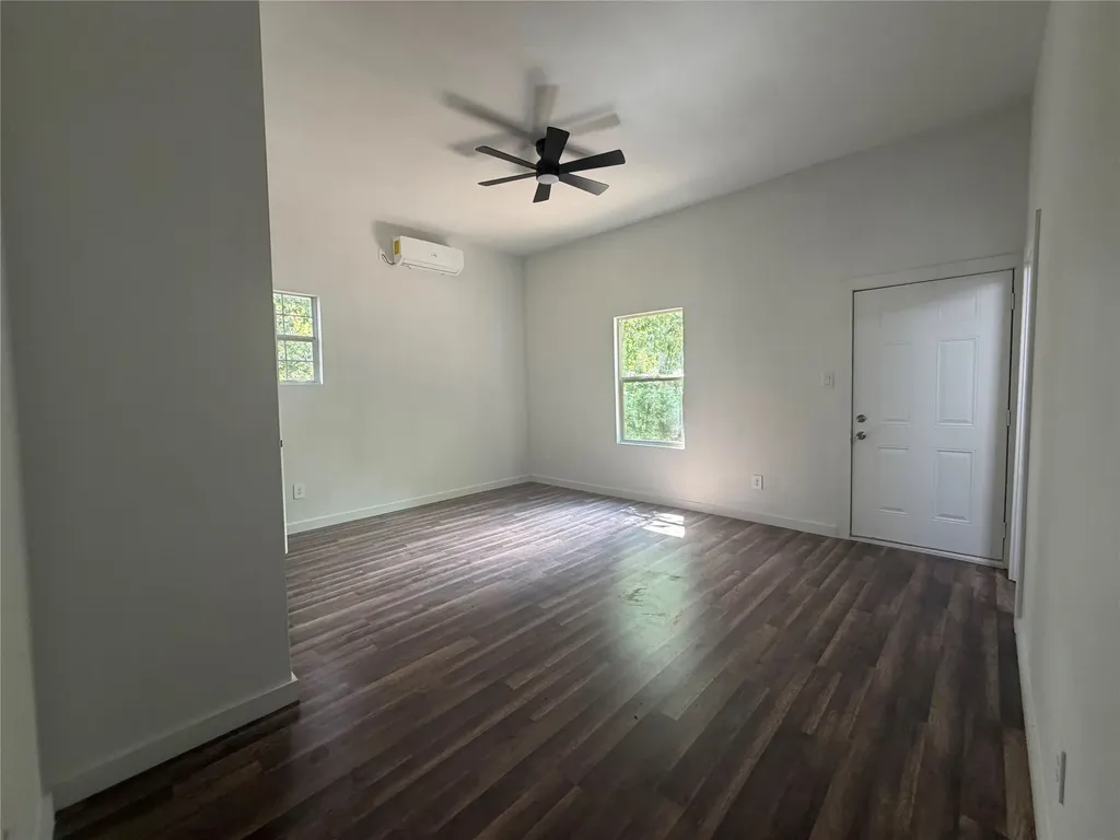 2910 Birmingham Avenue Dallas TX 75215