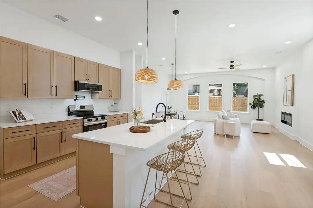 524 Tama Street Dallas TX 75203