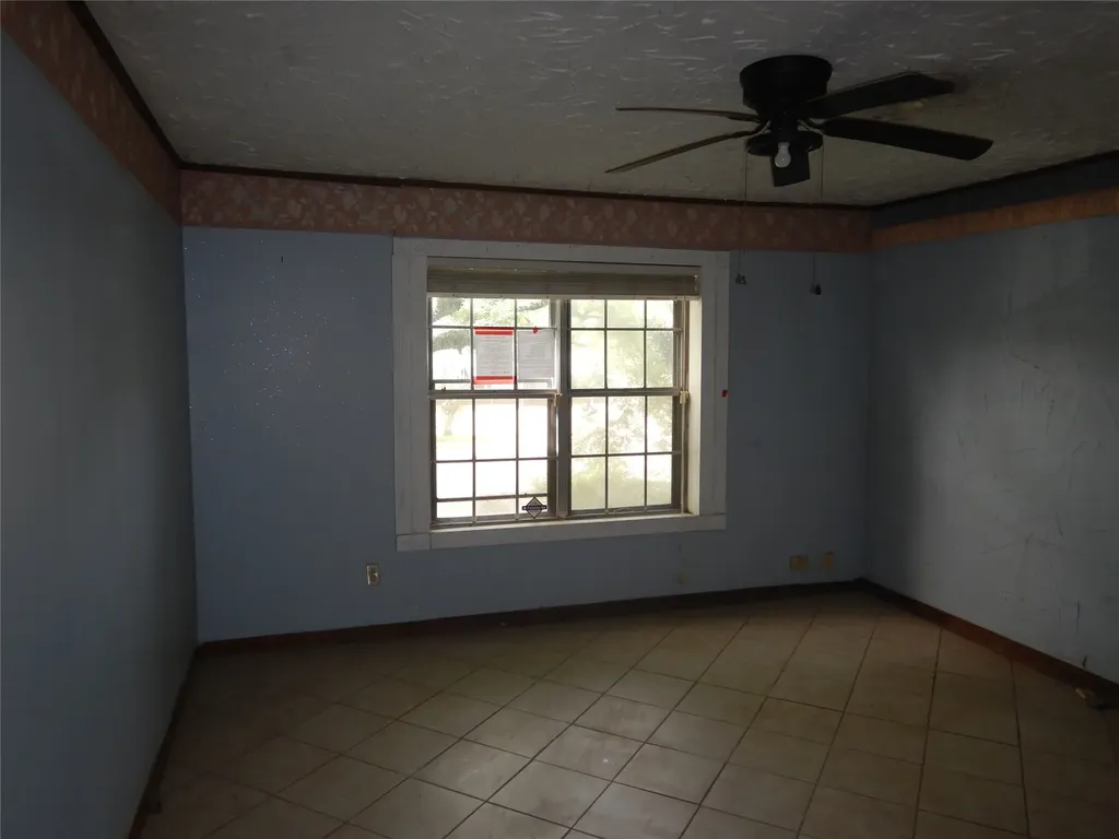 815 E 70th Street Shreveport LA 71106