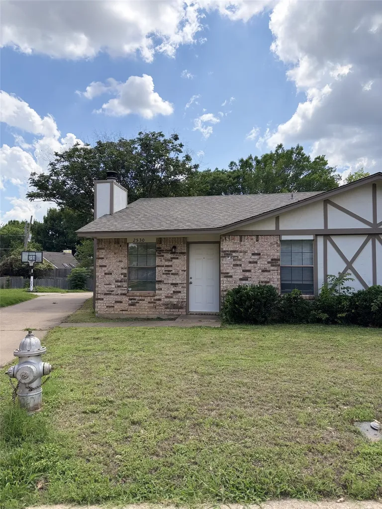 2530 Indigo Lane Arlington TX 76015