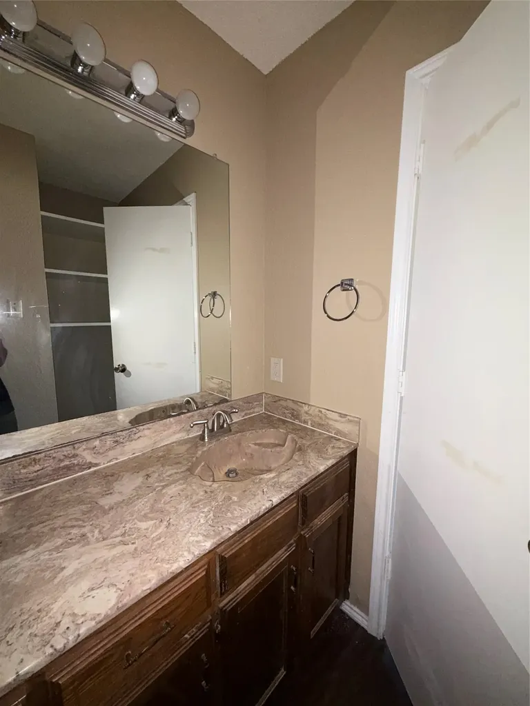 2530 Indigo Lane Arlington TX 76015
