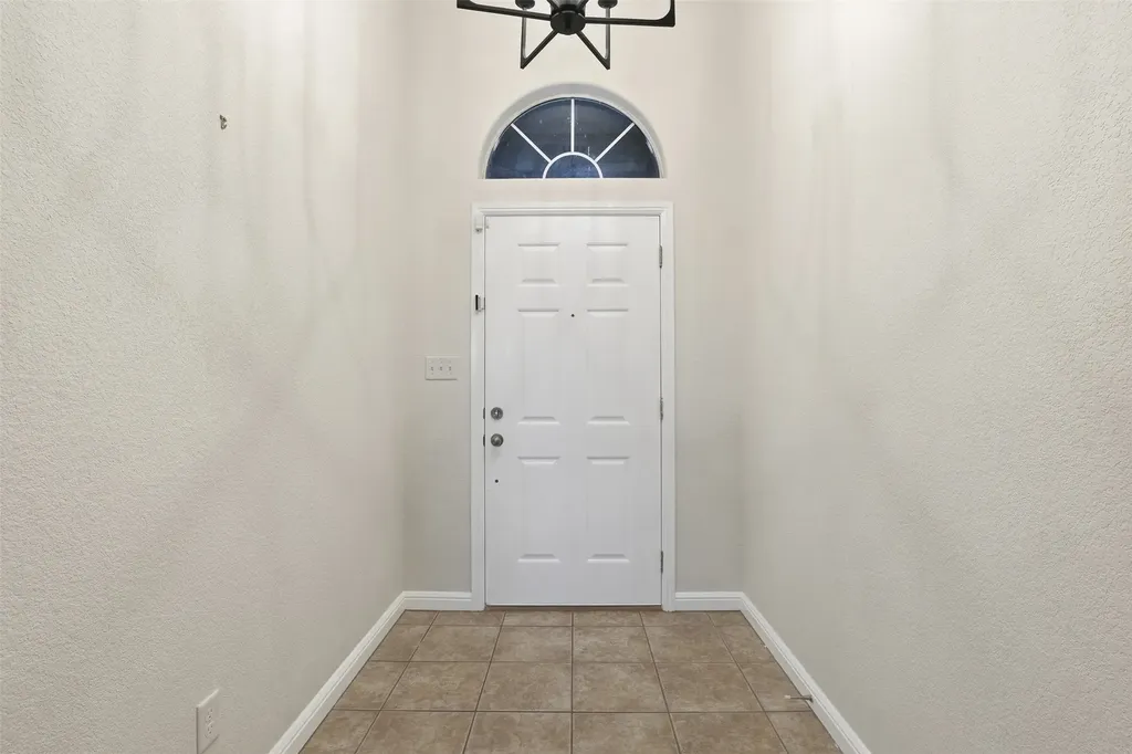 1404 Chaucer Drive Cleburne TX 76033