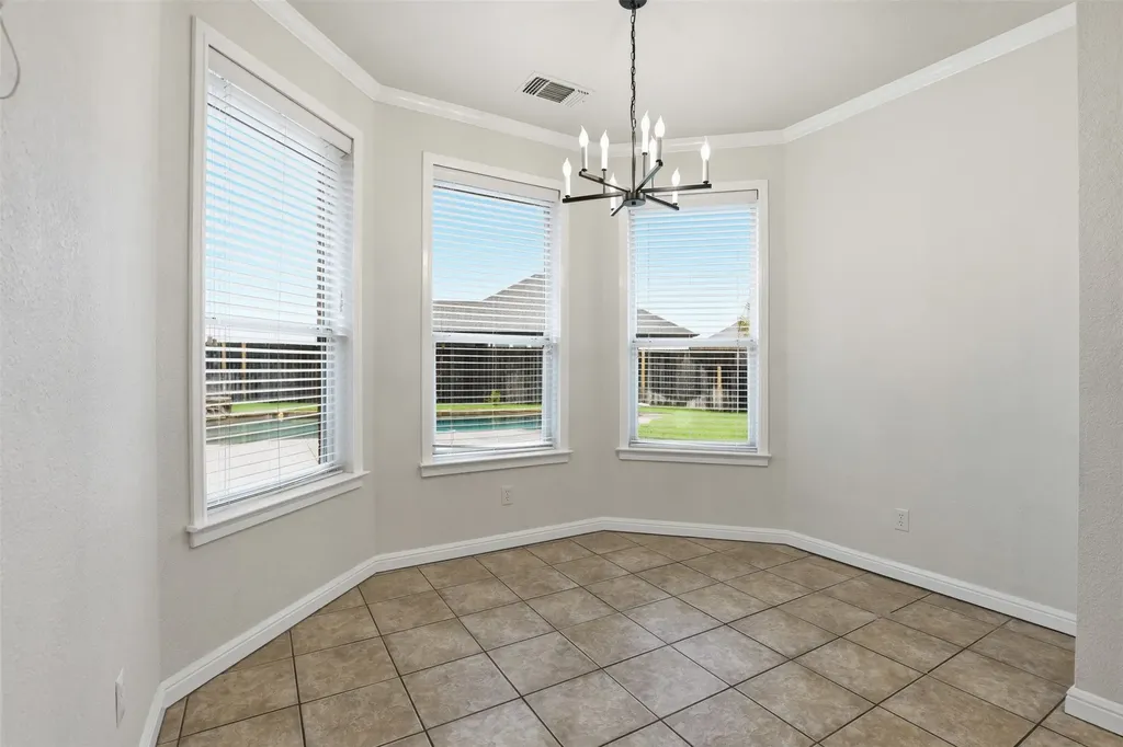 1404 Chaucer Drive Cleburne TX 76033