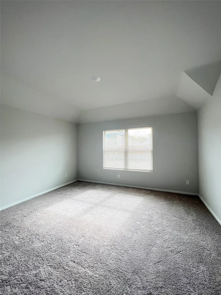 553 Meadow Run Drive Van Alstyne TX 75495