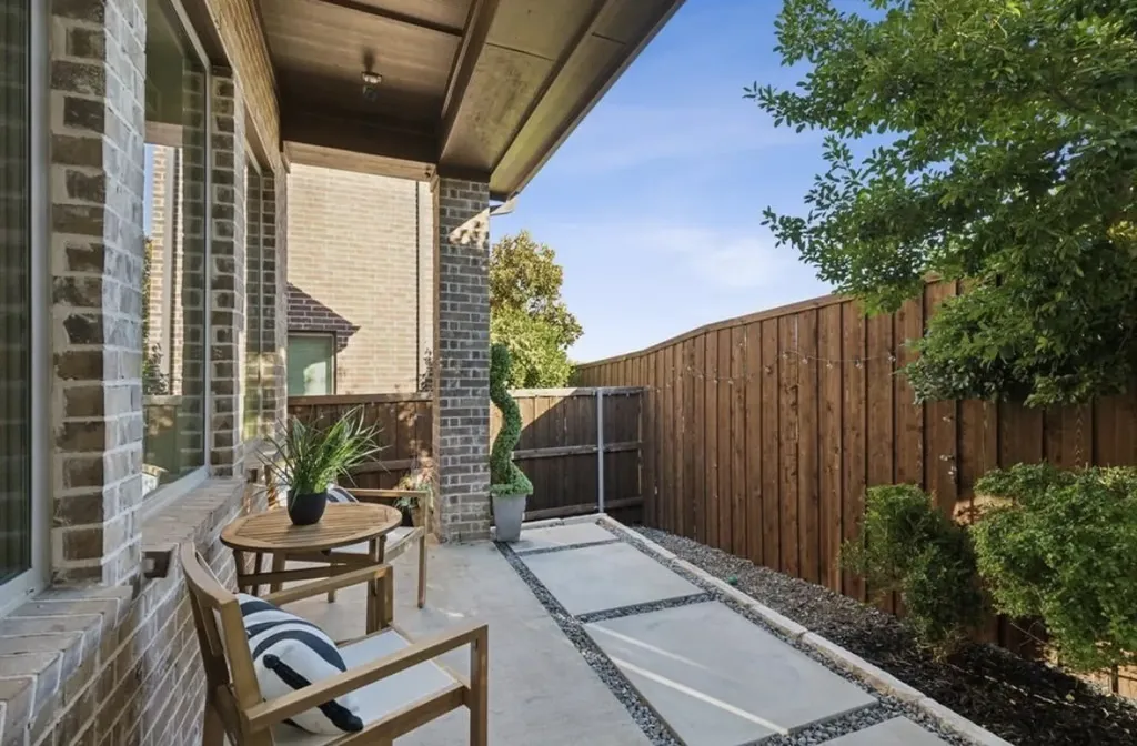 9142 Rock Daisy Court Dallas TX 75231
