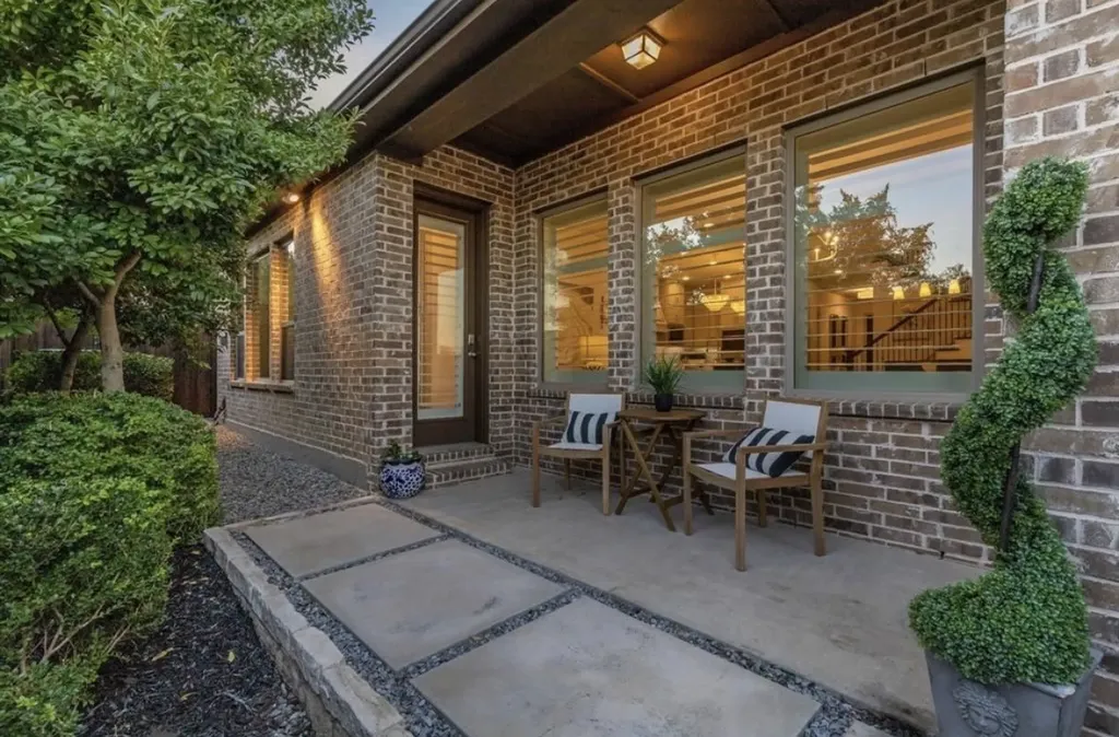 9142 Rock Daisy Court Dallas TX 75231