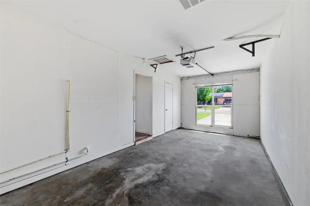 1308 Rose Avenue Cleburne TX 76033