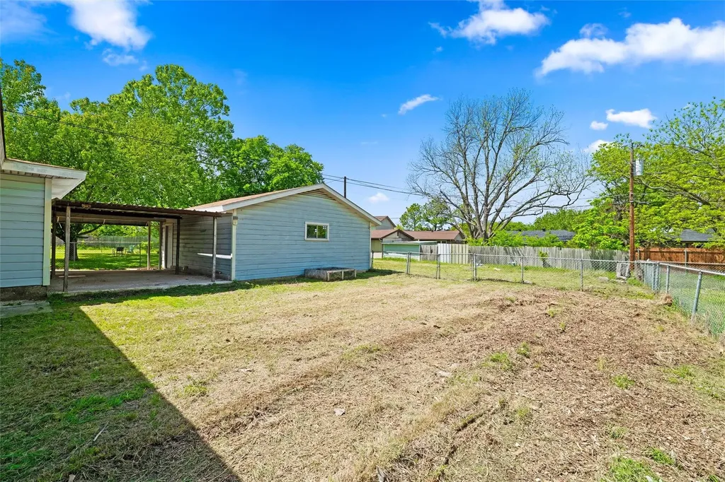 1308 Rose Avenue Cleburne TX 76033