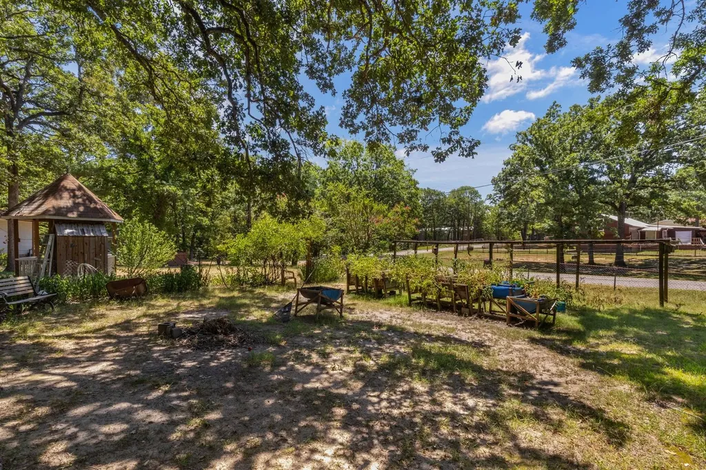 6966 County Road 3512 Quinlan TX 75474