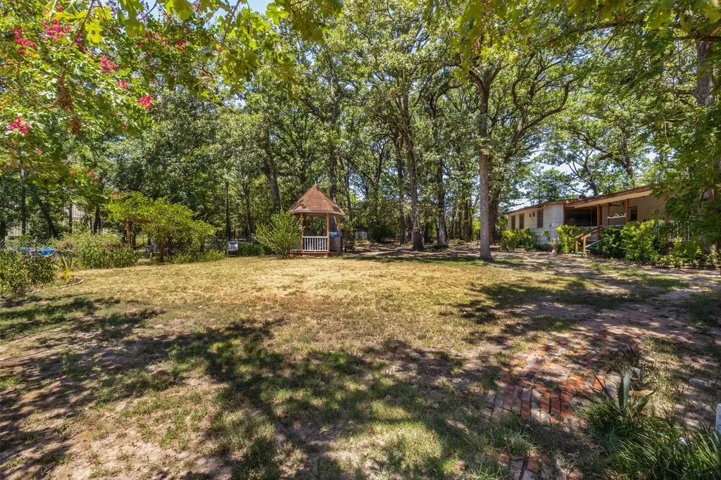 6966 County Road 3512 Quinlan TX 75474