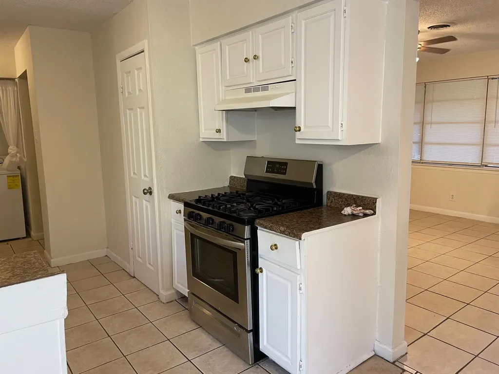 102 Roma Drive Garland TX 75041