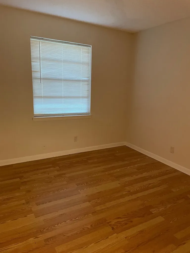 102 Roma Drive Garland TX 75041