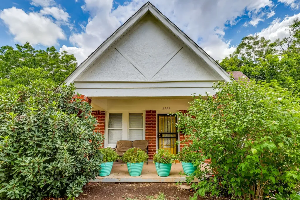 2529 Chicago Avenue Fort Worth TX 76103