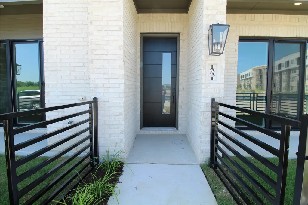 1221 Doris May Drive Allen TX 75013