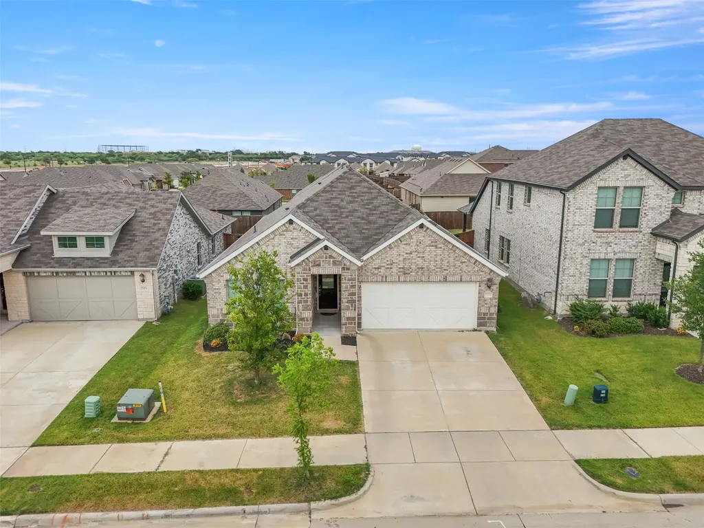 3420 Chivalry Drive Denton TX 76207