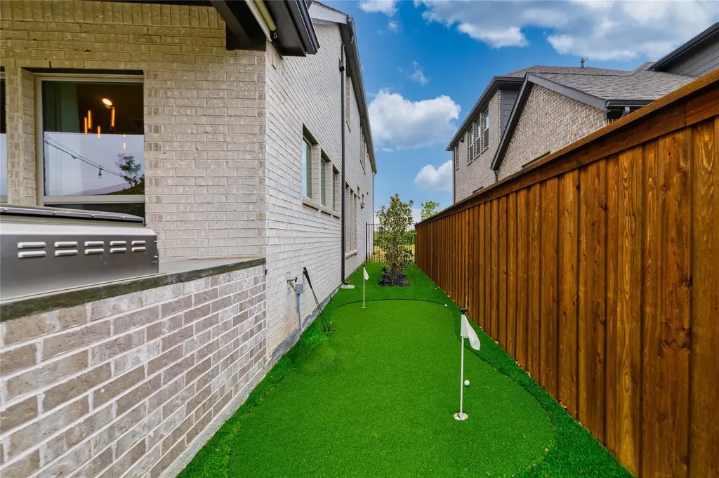2262 Poppyvine Road Frisco TX 75033